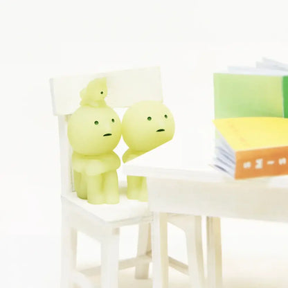 SMISKI Figure Living Series - Surprey